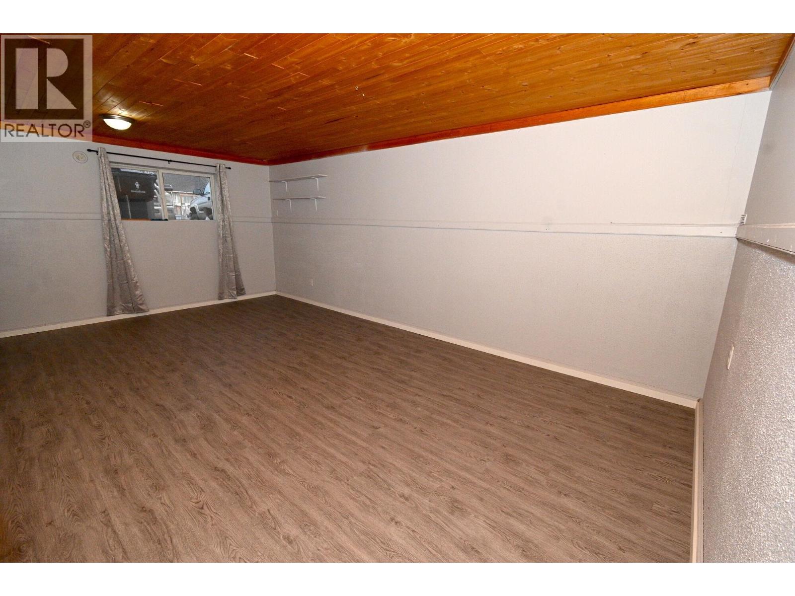 1857-1863 Juniper Street, Prince George, British Columbia  V2L 1N6 - Photo 11 - R3159938