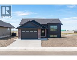 902 Willow Lane, Fort Macleod, Alberta