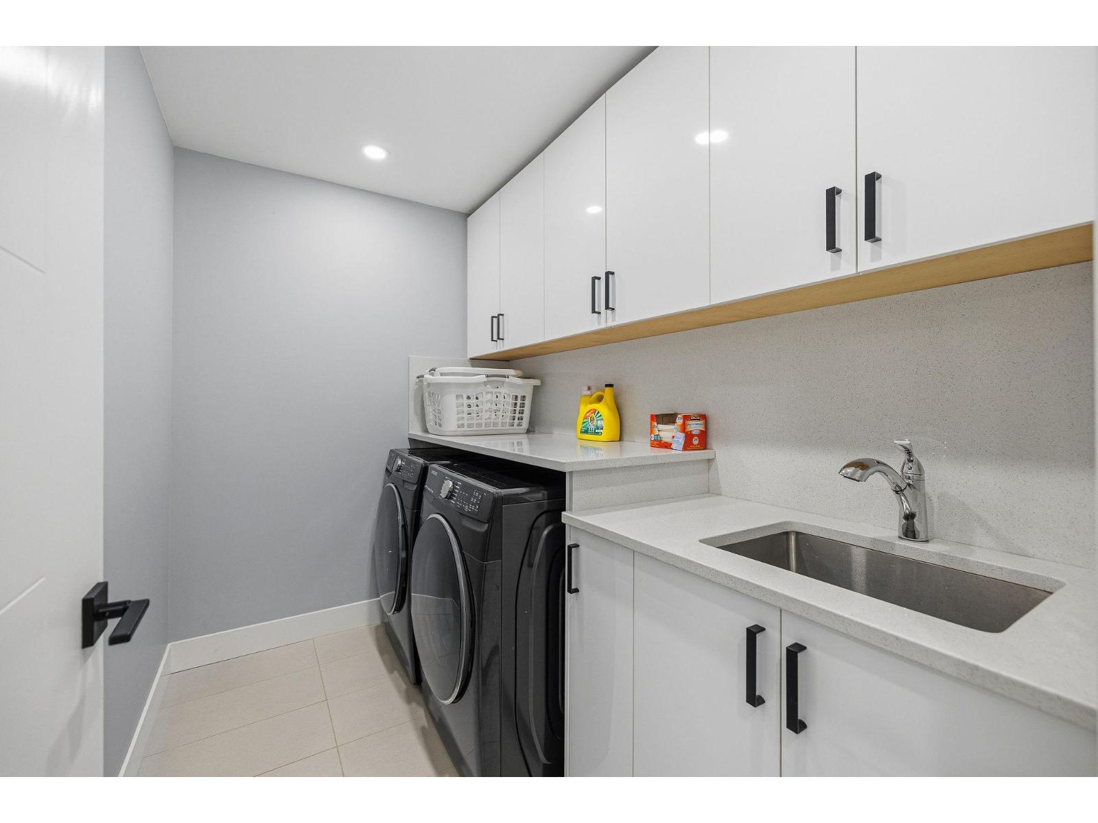8995 Queen Mary Boulevard, Surrey, British Columbia  V3V 6R2 - Photo 23 - R3161692