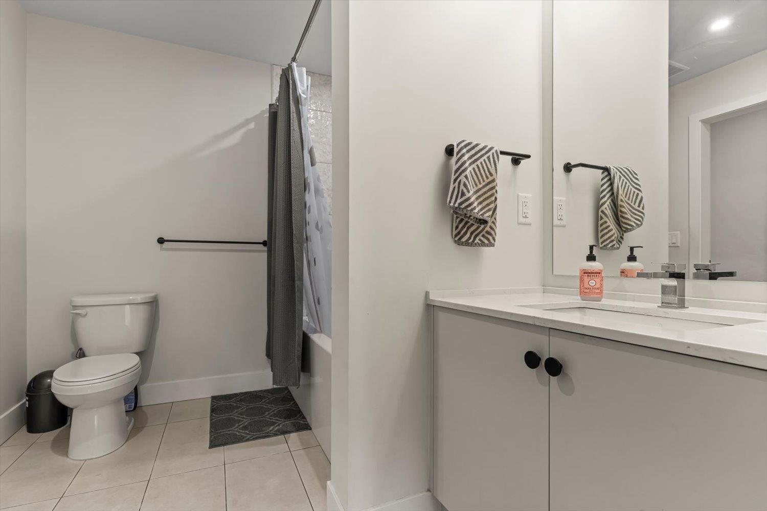 410 45511 Campus Drive, Garrison Crossing, Chilliwack, British Columbia  V2R 6K8 - Photo 21 - R3161797
