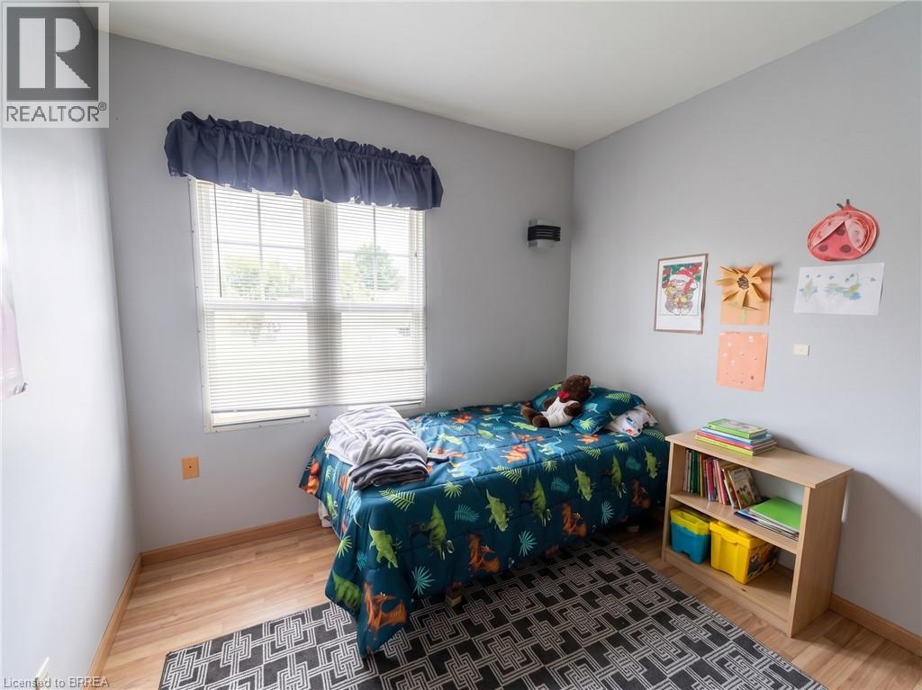 92 Mary Street, Brantford, Ontario  N3S 3B6 - Photo 5 - 40859530