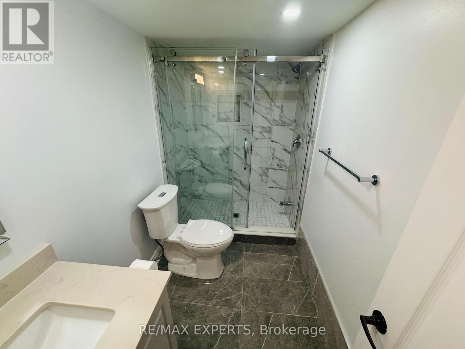 2 - 117 Baffin Crescent, Brampton, Ontario L7A 4K9 - Photo 8 - W13755662