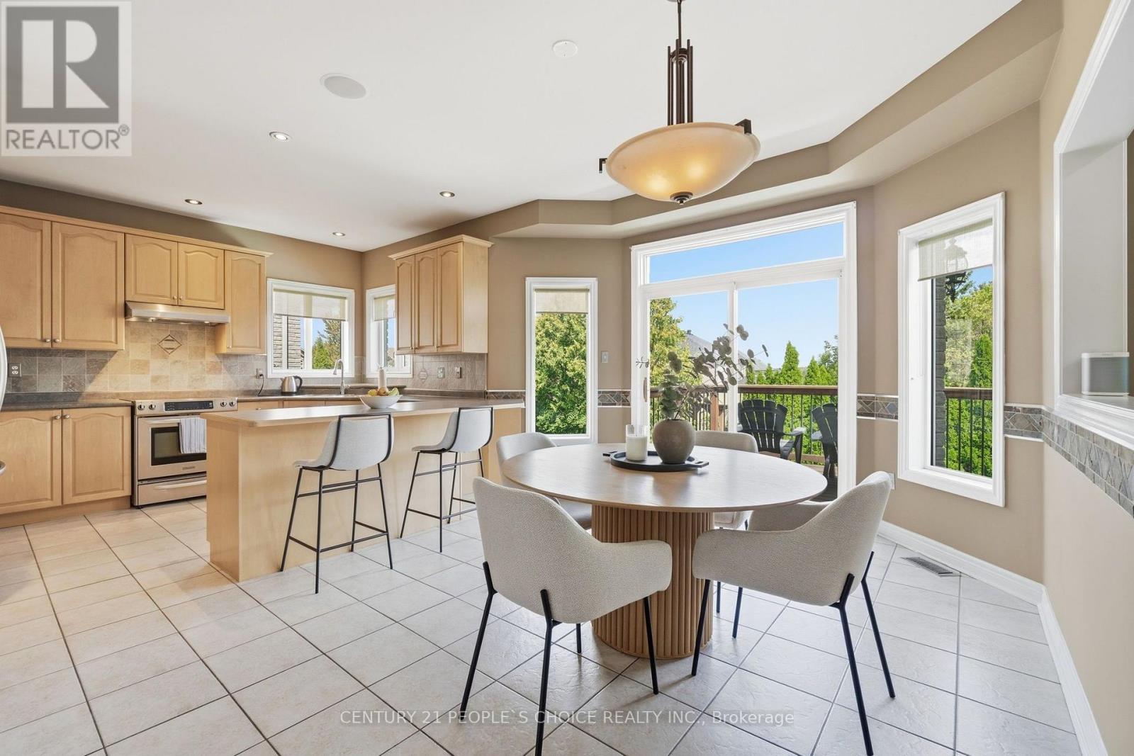 43 Strawberry Hill Court, Caledon, Ontario L7E 2M4 - Photo 13 - W13755670