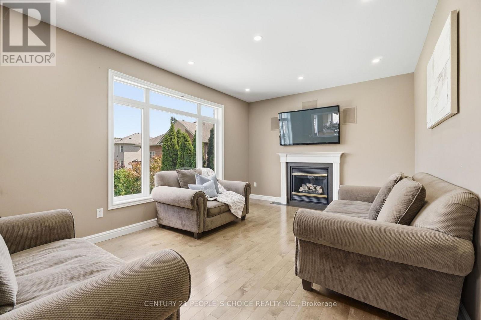 43 Strawberry Hill Court, Caledon, Ontario L7E 2M4 - Photo 19 - W13755670