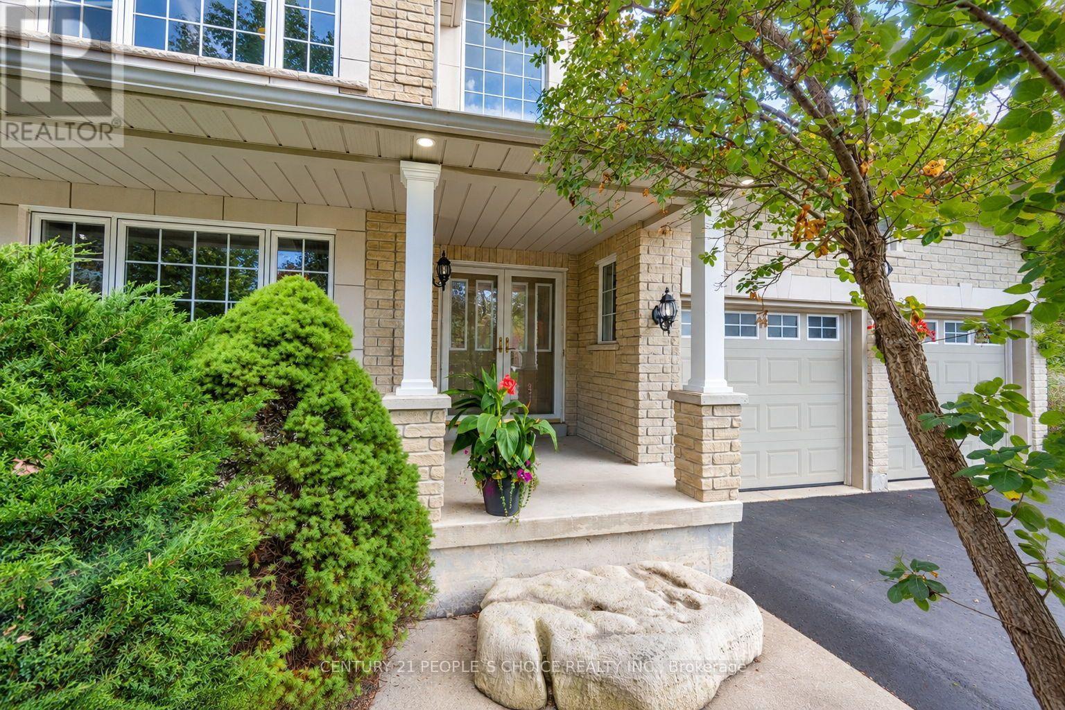 43 Strawberry Hill Court, Caledon, Ontario L7E 2M4 - Photo 7 - W13755670