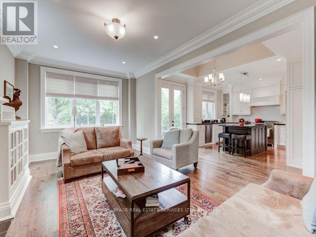 42 Mervyn Avenue, Toronto (Islington-City Centre West), Ontario  M9B 1N3 - Photo 11 - W13755740