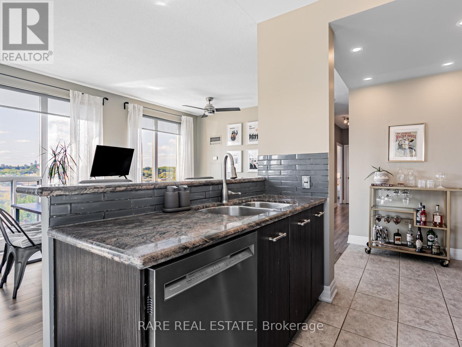 703 - 2119 Lake Shore Boulevard W, Toronto, Ontario  M8V 4E8 - Photo 10 - W13755758