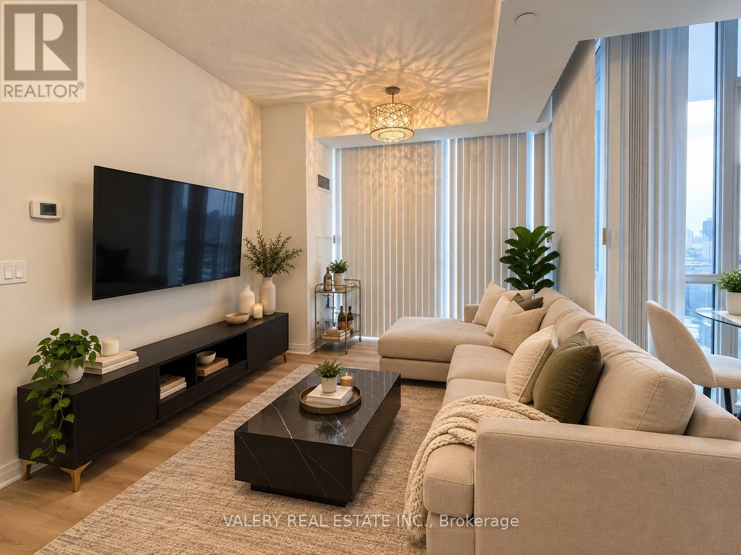 1209 - 55 Eglinton Avenue W, Mississauga, Ontario L5R 0E4 - Photo 3 - W13755766