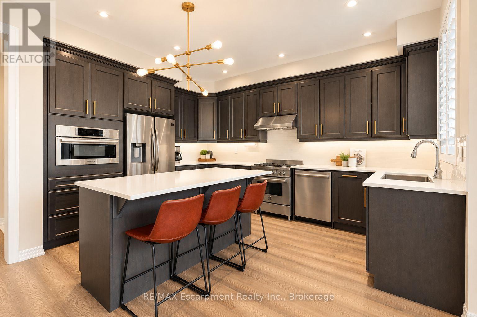 143 Threshing Mill Boulevard, Oakville, Ontario  L6H 0V5 - Photo 13 - W13689008