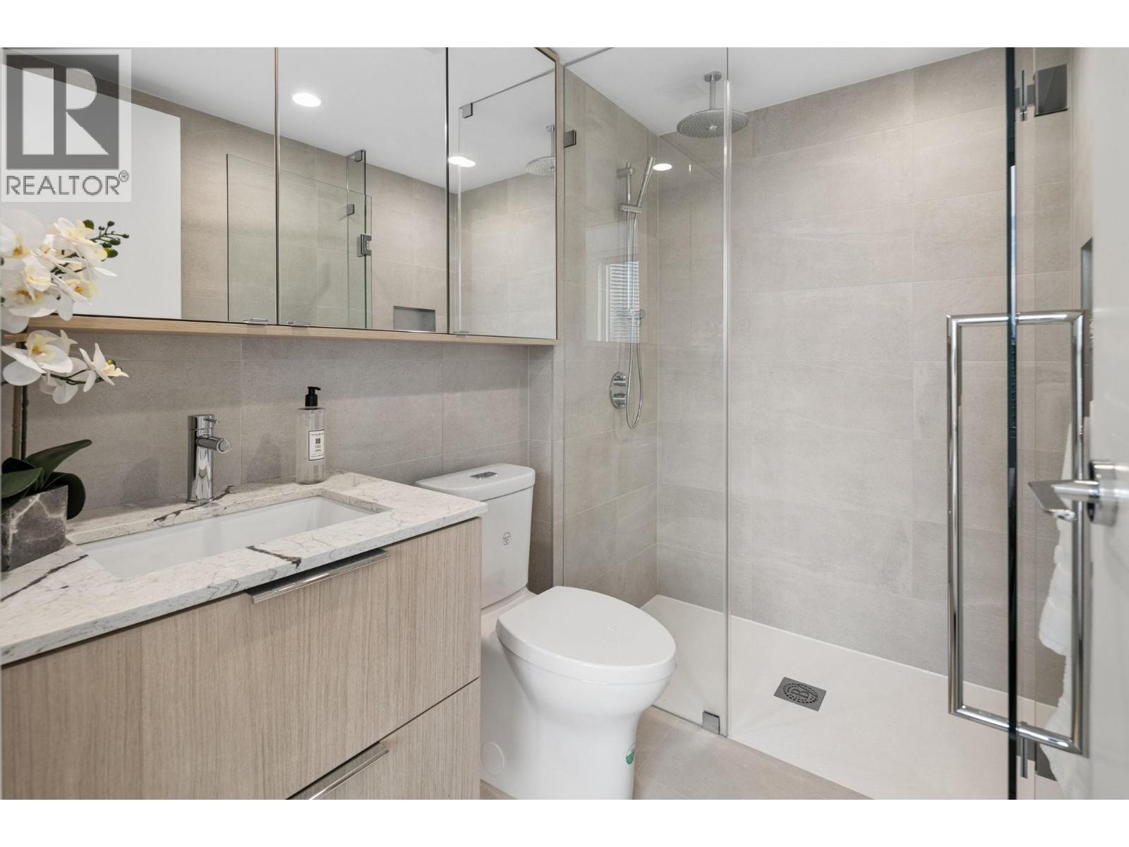 2308 2135 Springer Avenue, Burnaby, British Columbia  V5B 0C1 - Photo 11 - R3160023