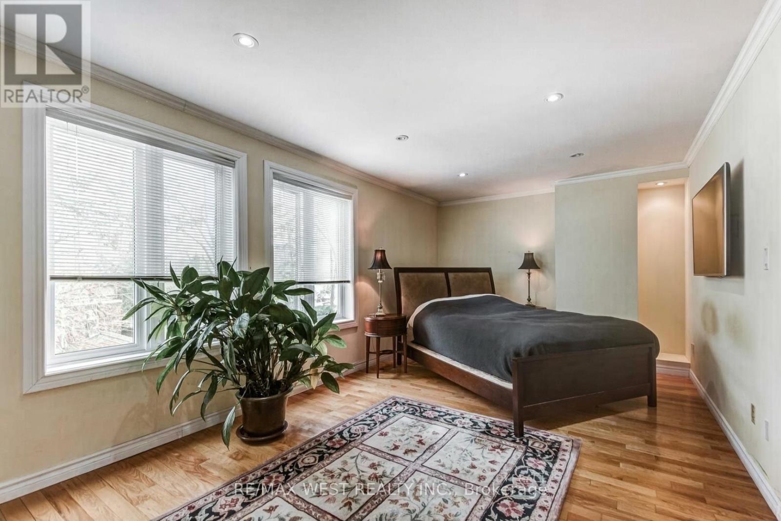 15 Wendover Road, Toronto, Ontario  M8X 2L1 - Photo 13 - W13711208