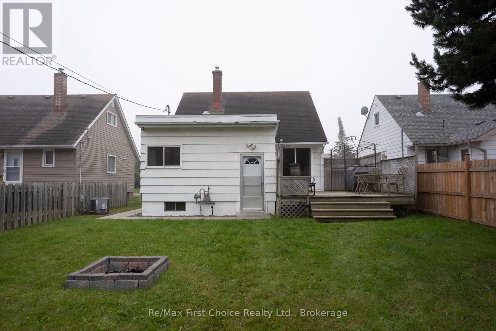 271 Christina Street W, Thunder Bay, Ontario  P7E 4P5 - Photo 40 - X13753160