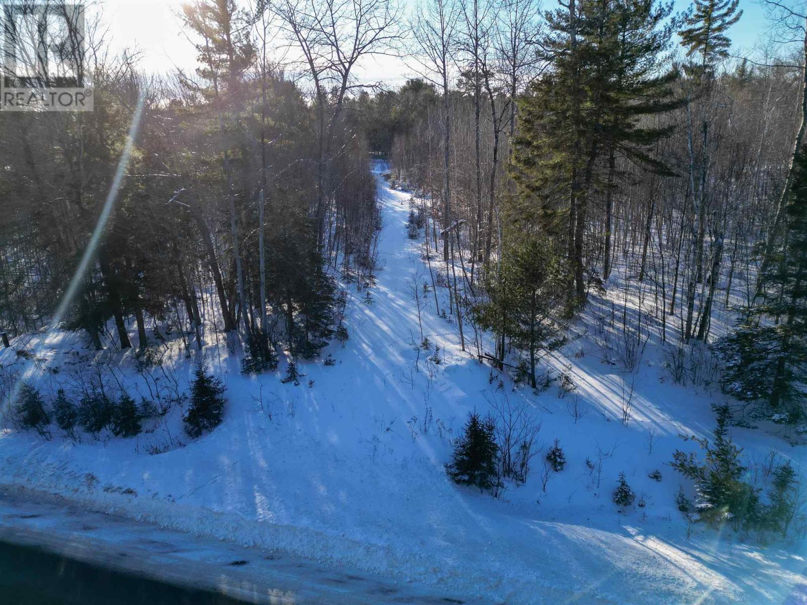 6-8 Robertson Rd, Huron Shores, Ontario  P0R 1H0 - Photo 15 - SM262457