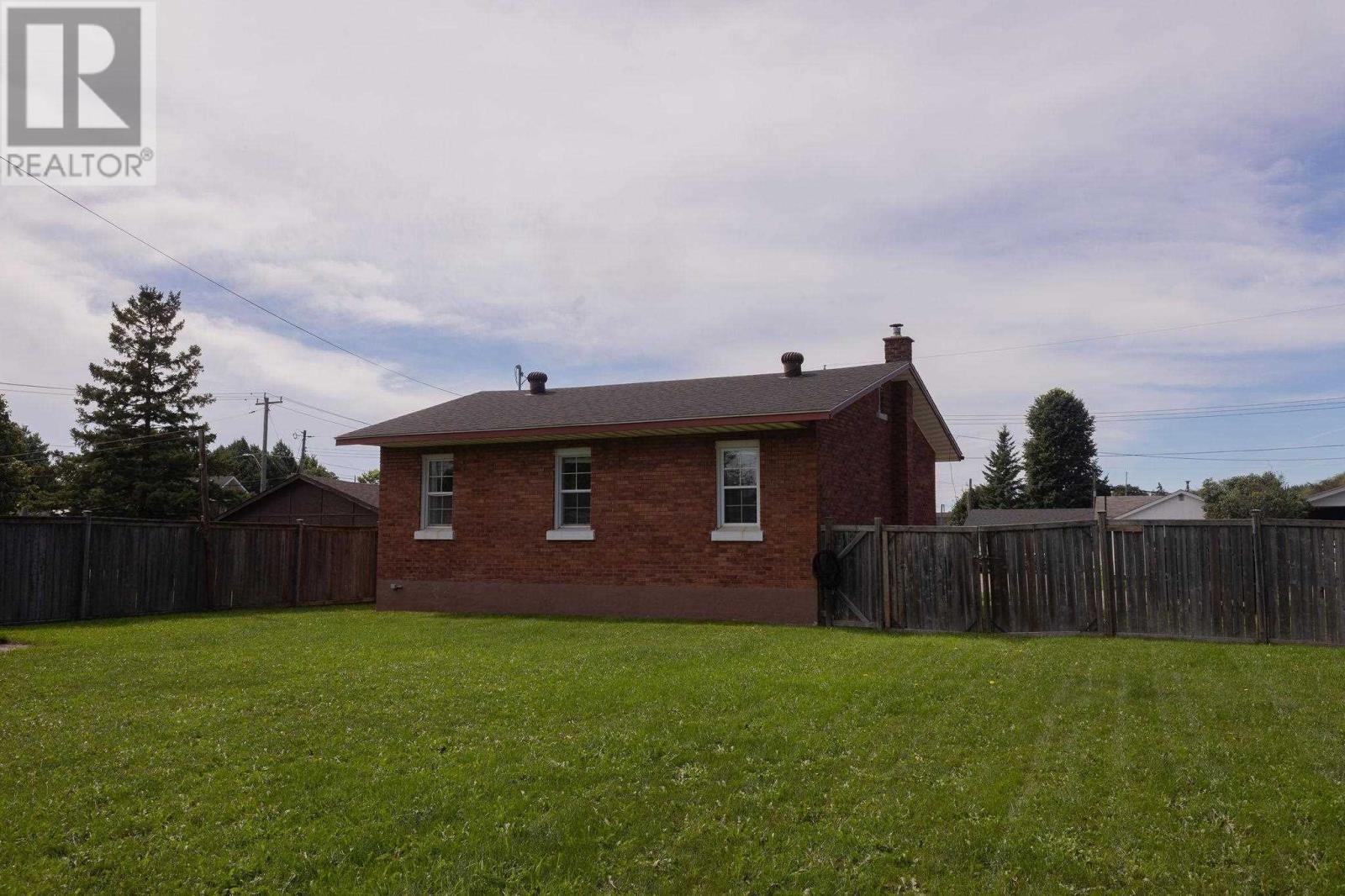 124 Mcfadden Ave, Sault Ste. Marie, Ontario  P6C 4T2 - Photo 44 - SM262458