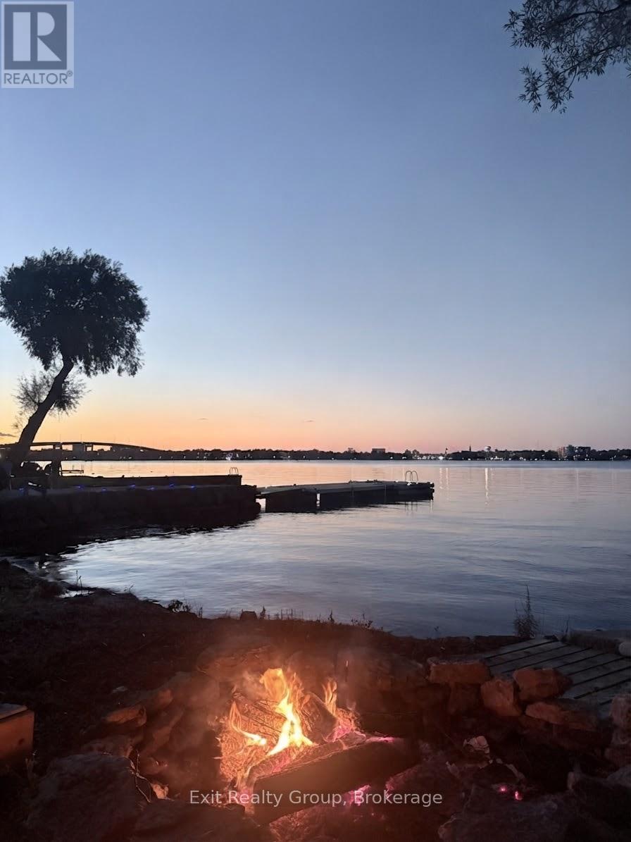 Lot 2 Hennessy Street, Prince Edward County, Ontario  K8N 4Z7 - Photo 20 - X13736960