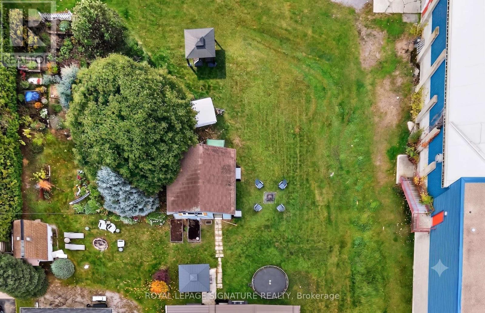 57 Maria Street, Penetanguishene, Ontario  L9M 1L3 - Photo 13 - S13553834