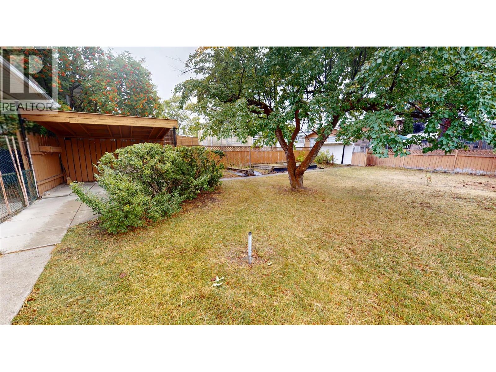301 9th Street S, Cranbrook, British Columbia V1C 1R2 - Photo 25 - 10400085