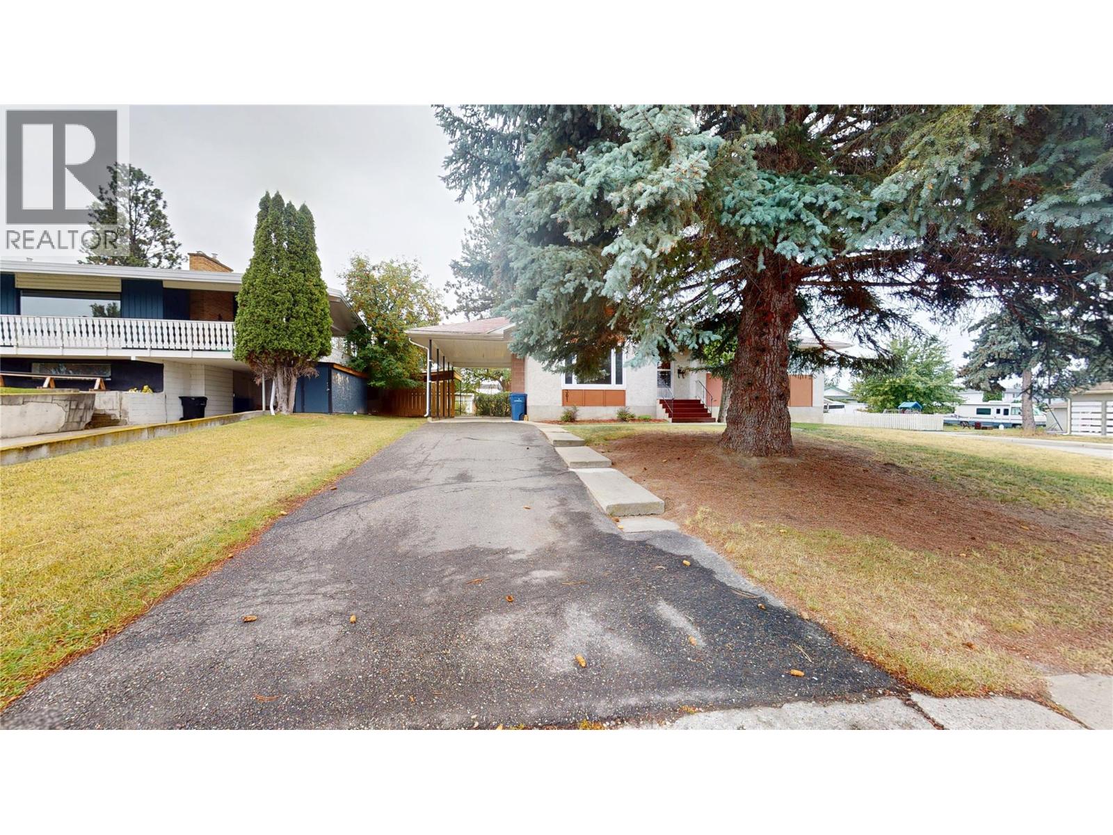 301 9th Street S, Cranbrook, British Columbia V1C 1R2 - Photo 28 - 10400085