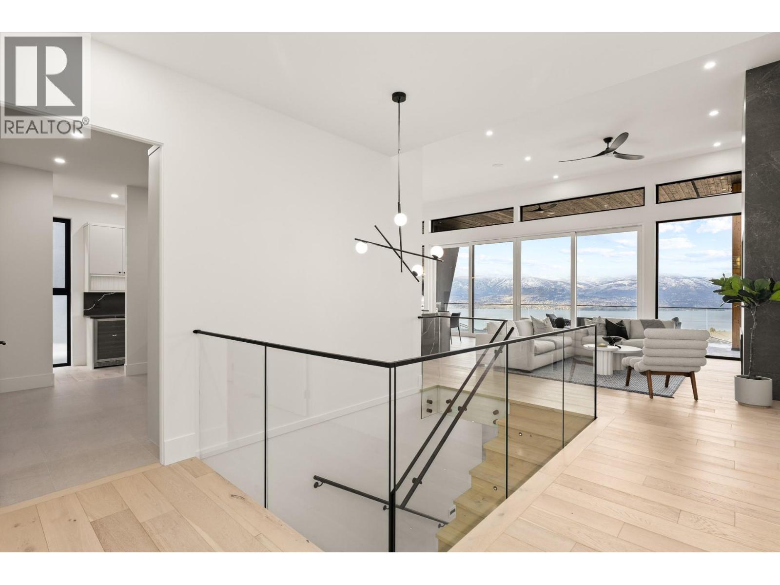 5584 Upper Mission Court, Kelowna, British Columbia  V1W 0C5 - Photo 5 - 10399983