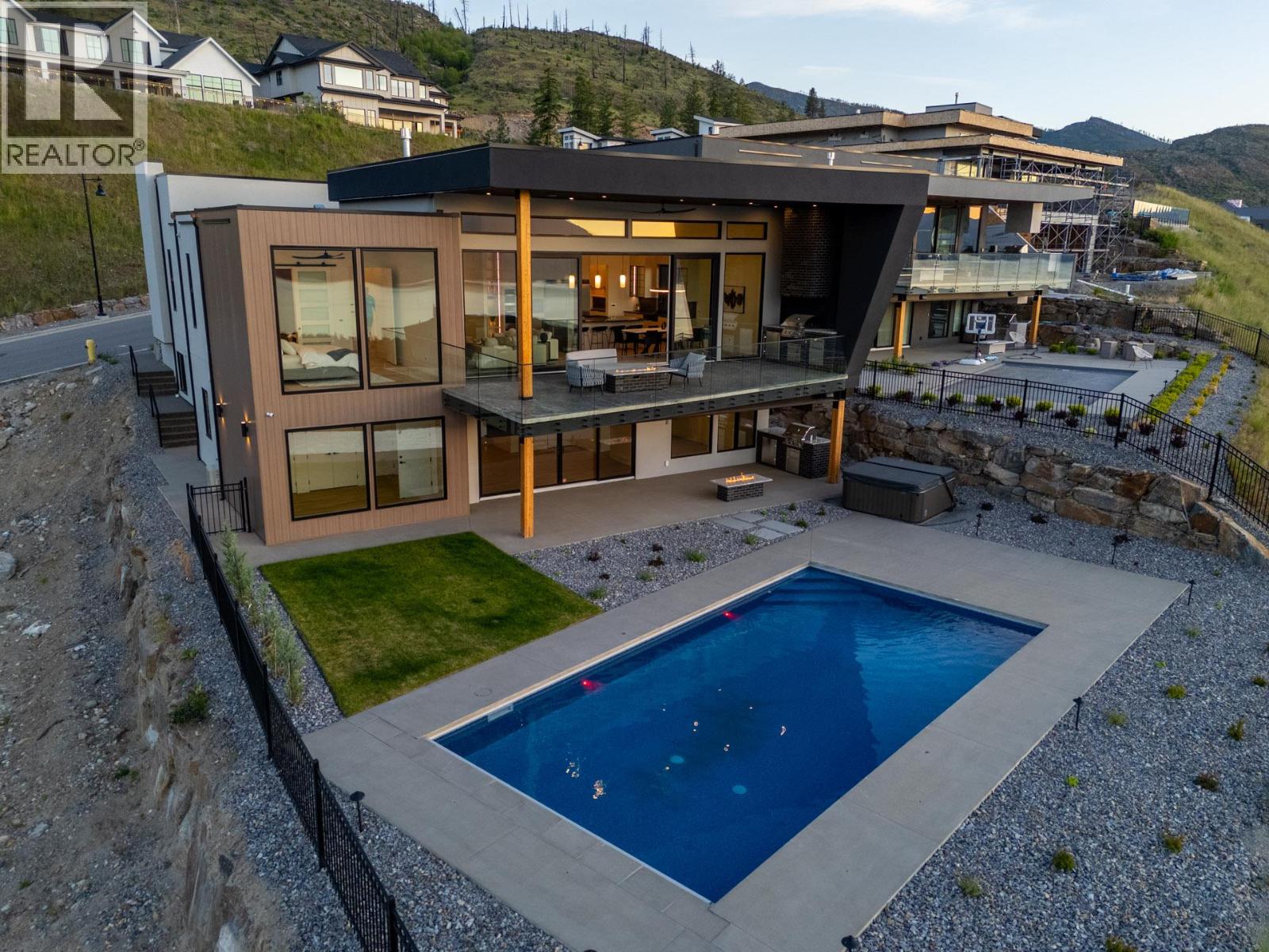 5584 Upper Mission Court, Kelowna, British Columbia  V1W 0C5 - Photo 61 - 10399983