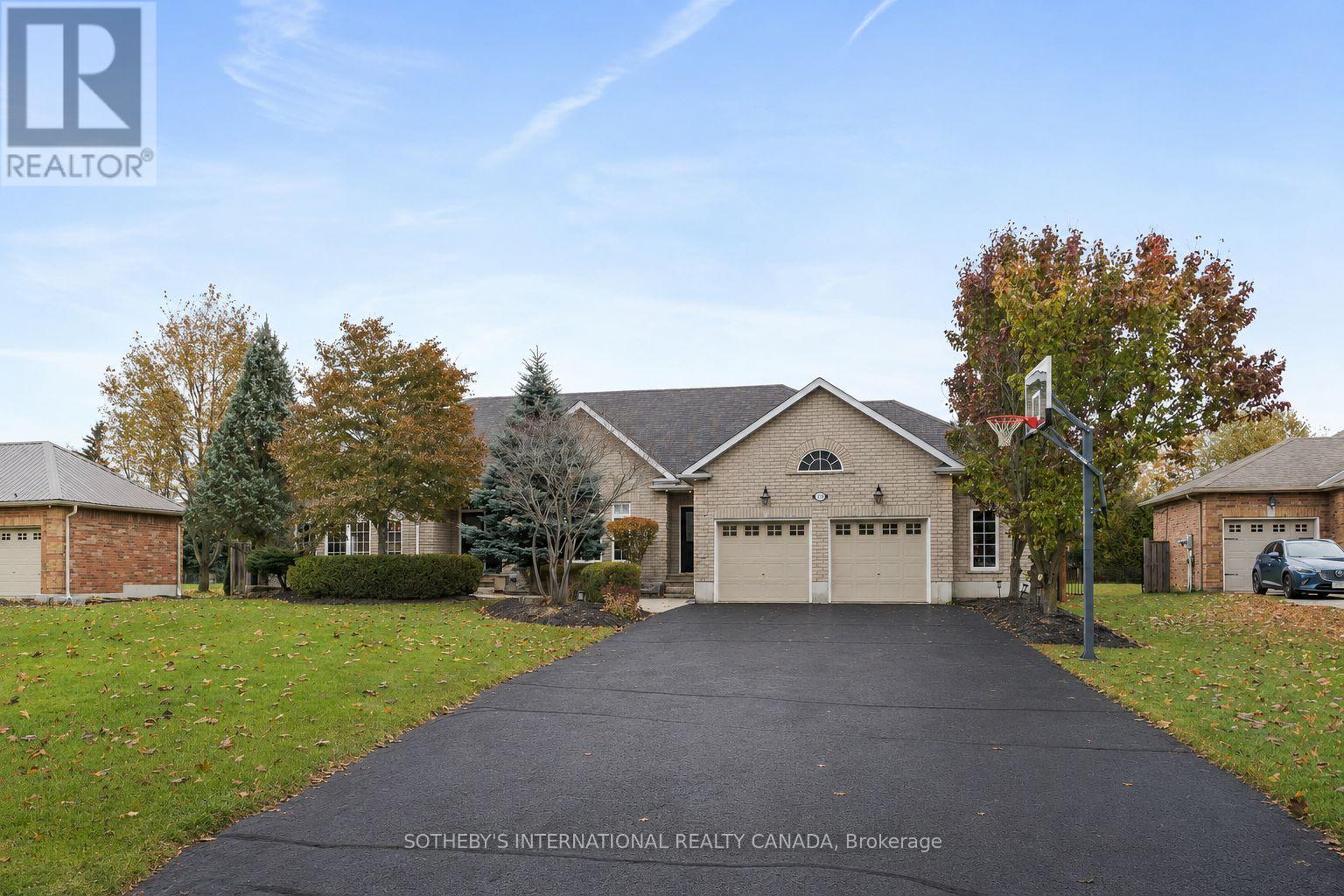 159 Delarmbro Drive, Erin, Ontario  N0B 1T0 - Photo 2 - X13658612