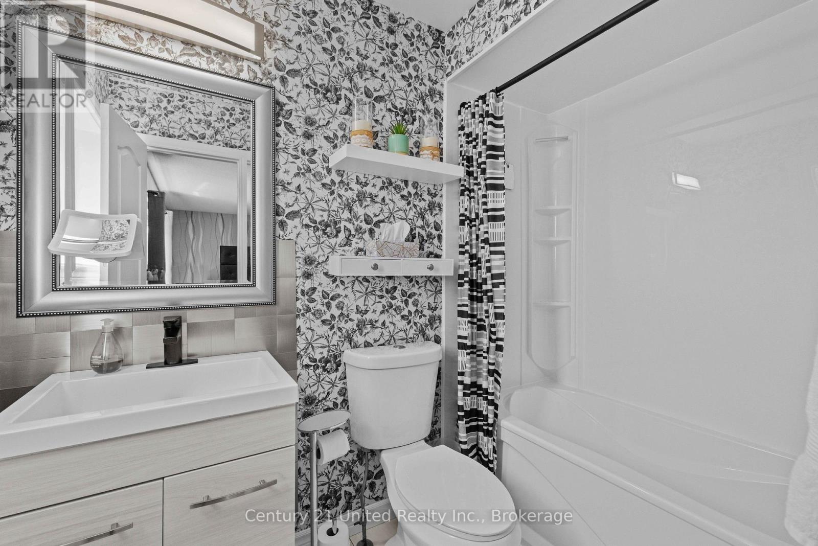 49 Waterview Lane, Clarington, Ontario  L1B 1P5 - Photo 15 - E13756004