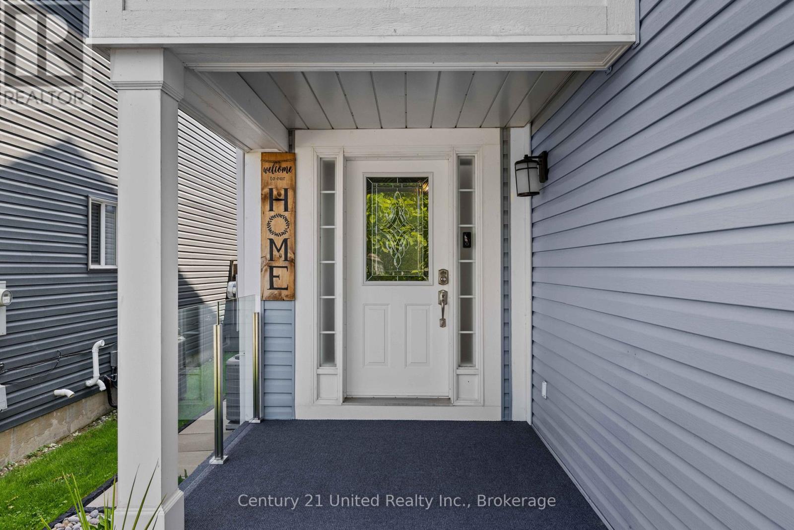 49 Waterview Lane, Clarington, Ontario  L1B 1P5 - Photo 2 - E13756004