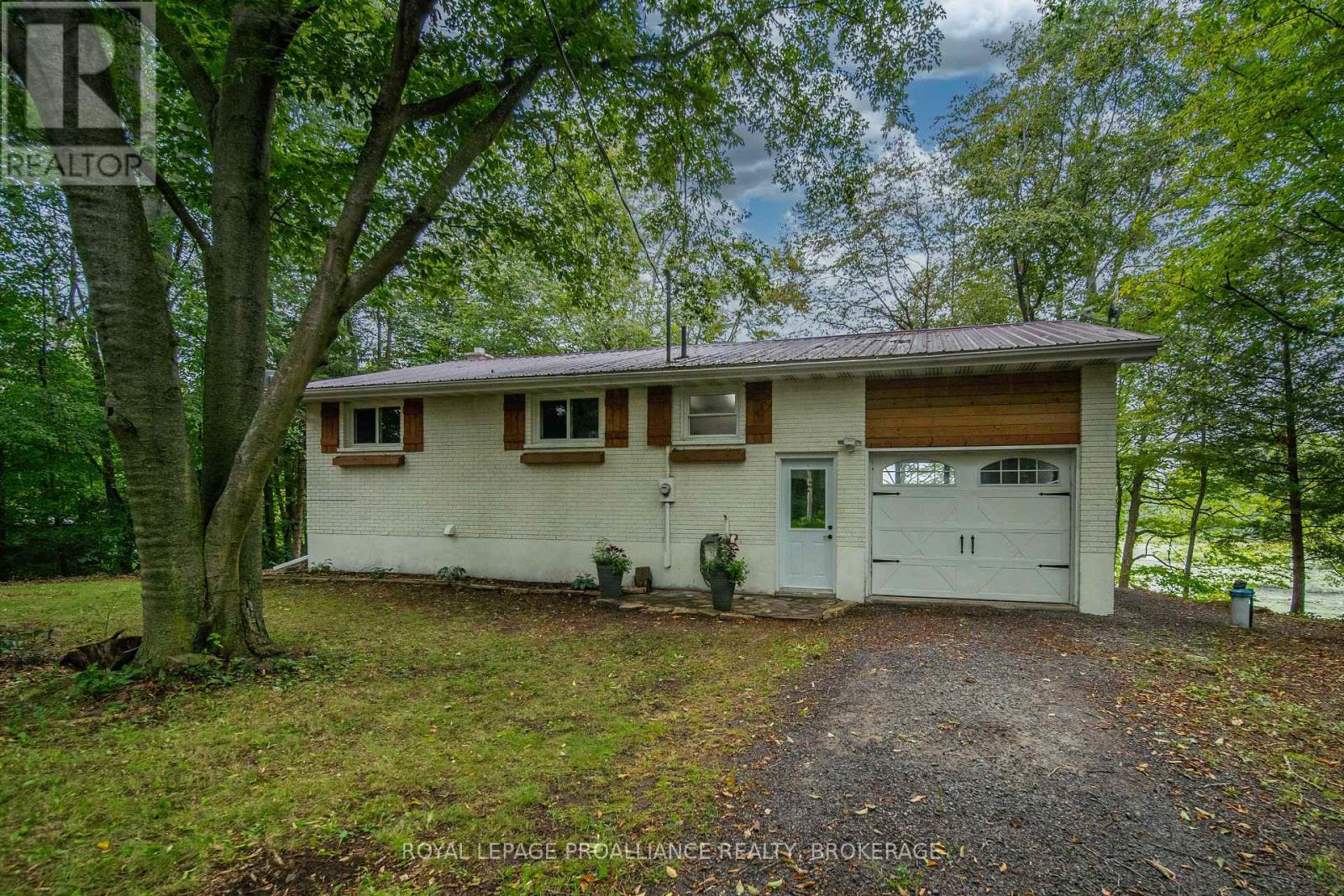 4781 Wilmer Road, South Frontenac, Ontario  K0H 2L0 - Photo 2 - X13755994