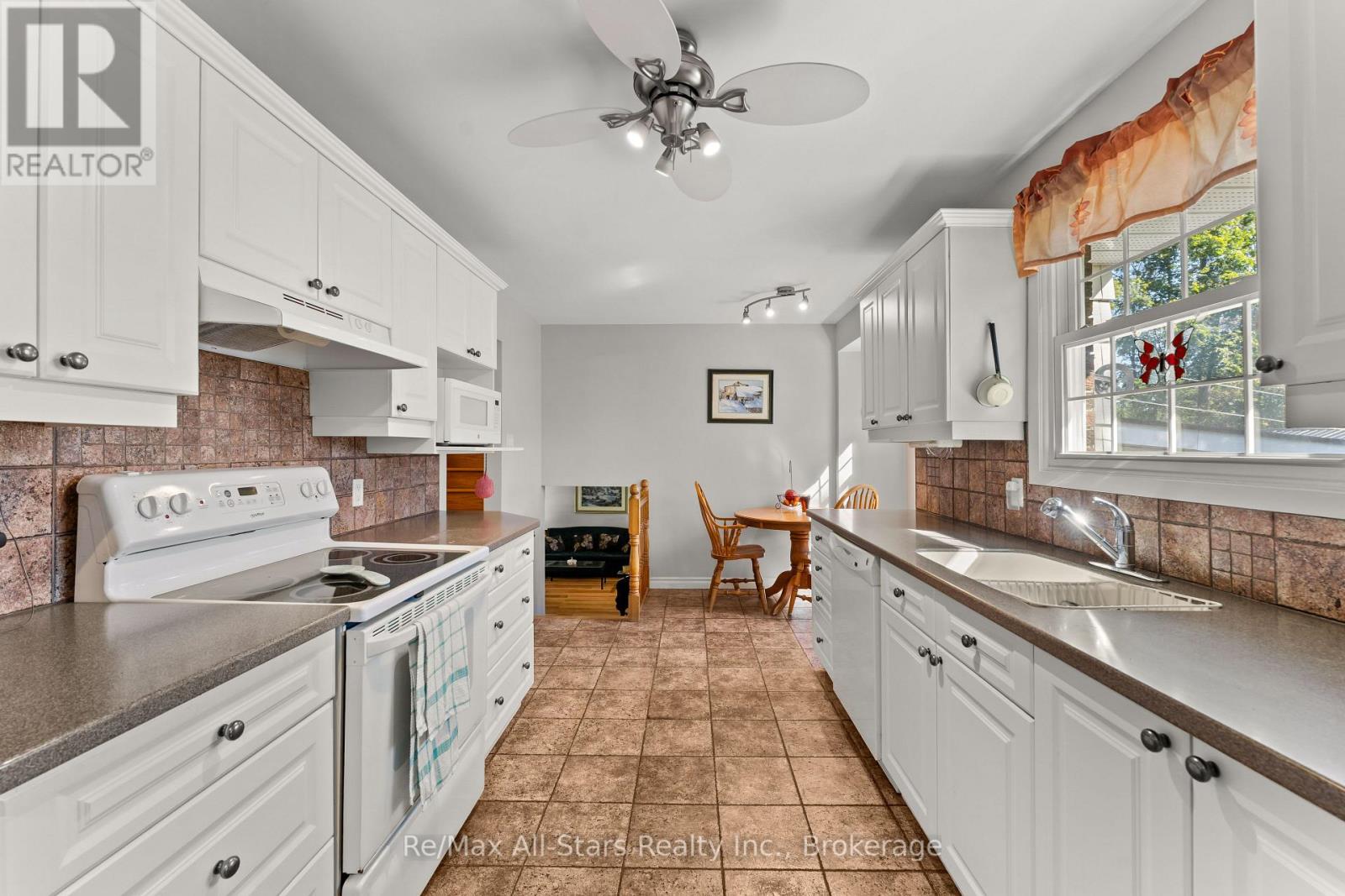 137 Reid Street, Kawartha Lakes, Ontario  K0M 1A0 - Photo 12 - X13755862