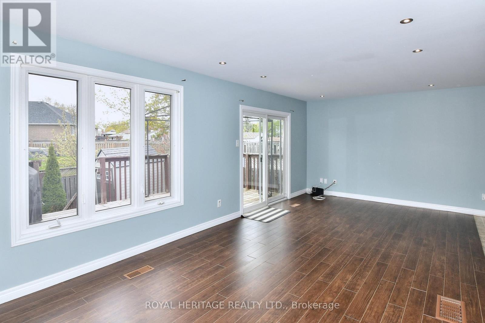 358 Middlefield Road, Peterborough, Ontario  K9J 8S4 - Photo 5 - X13756026