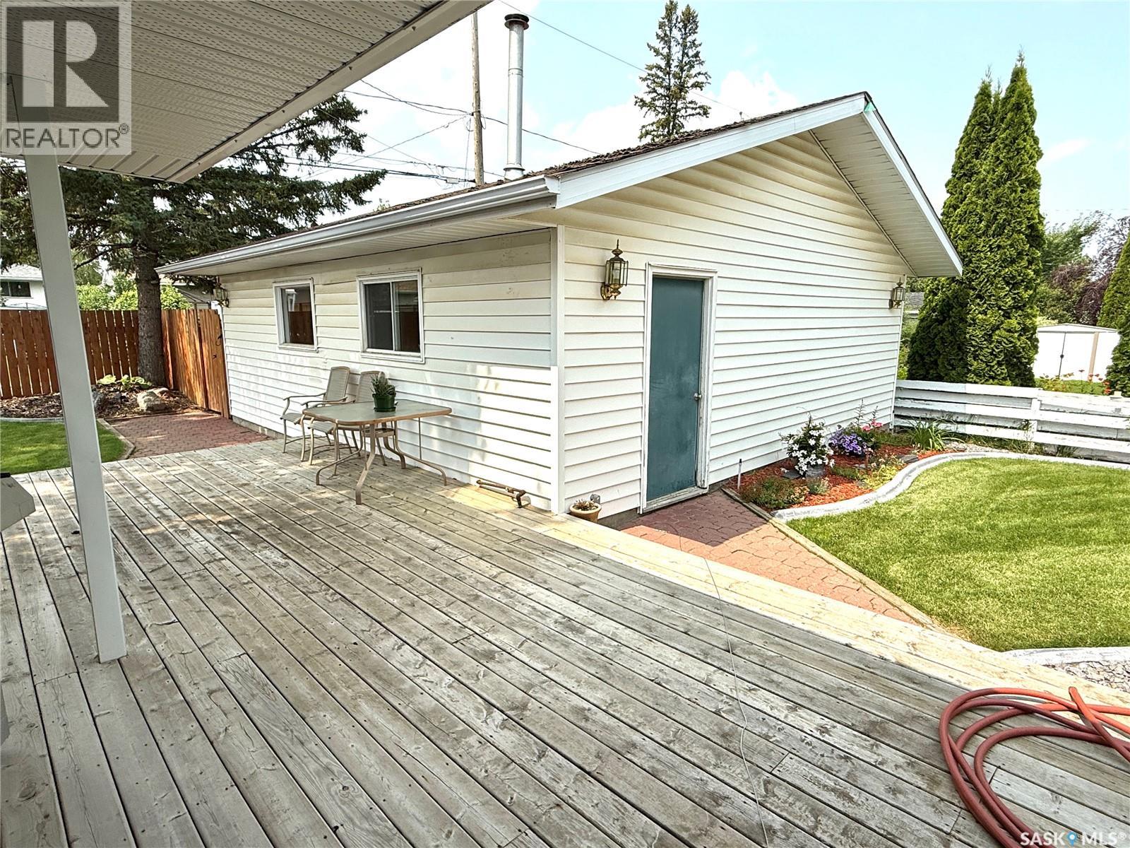1711 93rd Street, North Battleford, Saskatchewan  S9A 0C7 - Photo 4 - SK047739