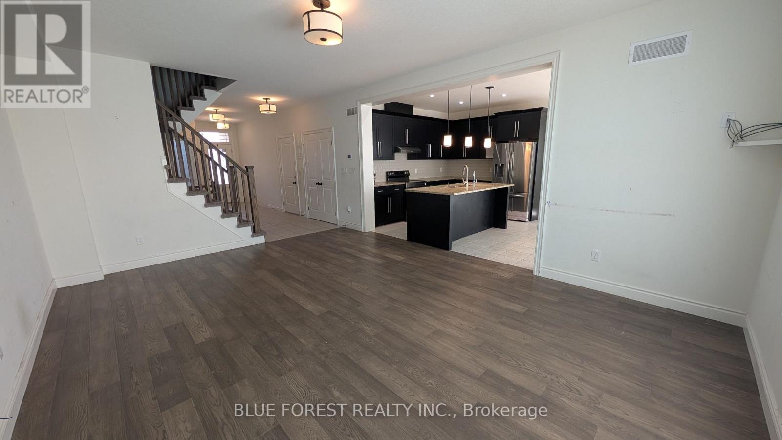 30 Thames Springs Crescent, Zorra, Ontario  N0M 2M0 - Photo 9 - X13755890