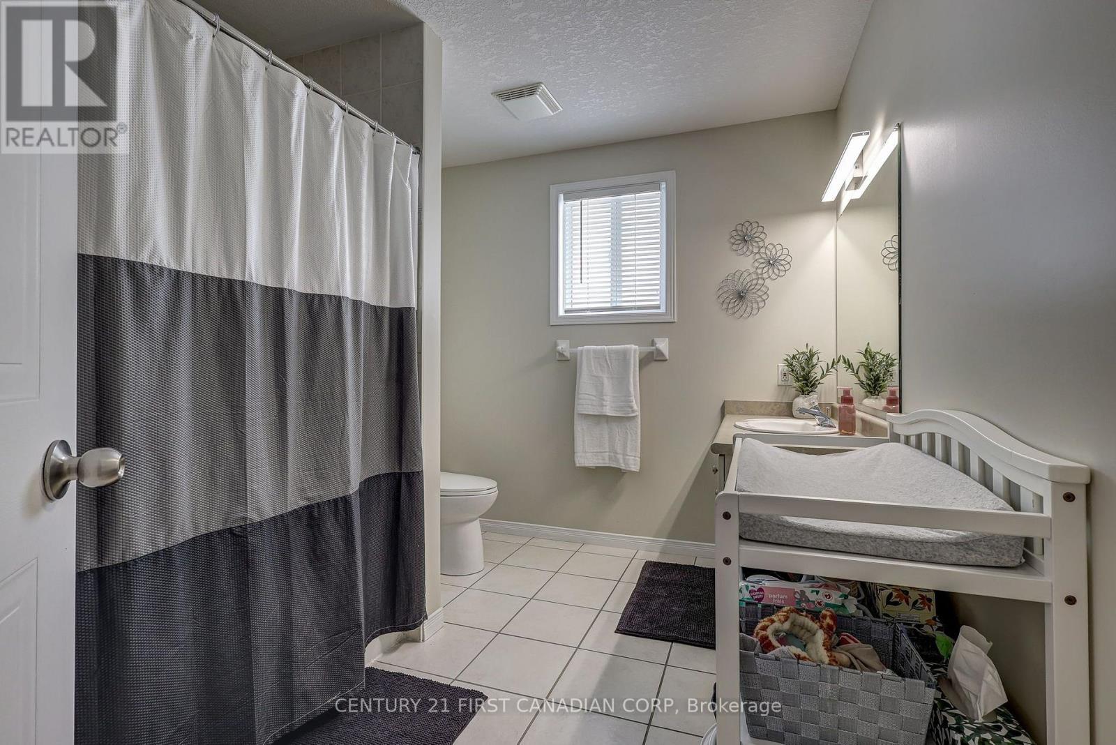 232 Ridgeview Place, London East, Ontario  N5Y 5T8 - Photo 21 - X13755996