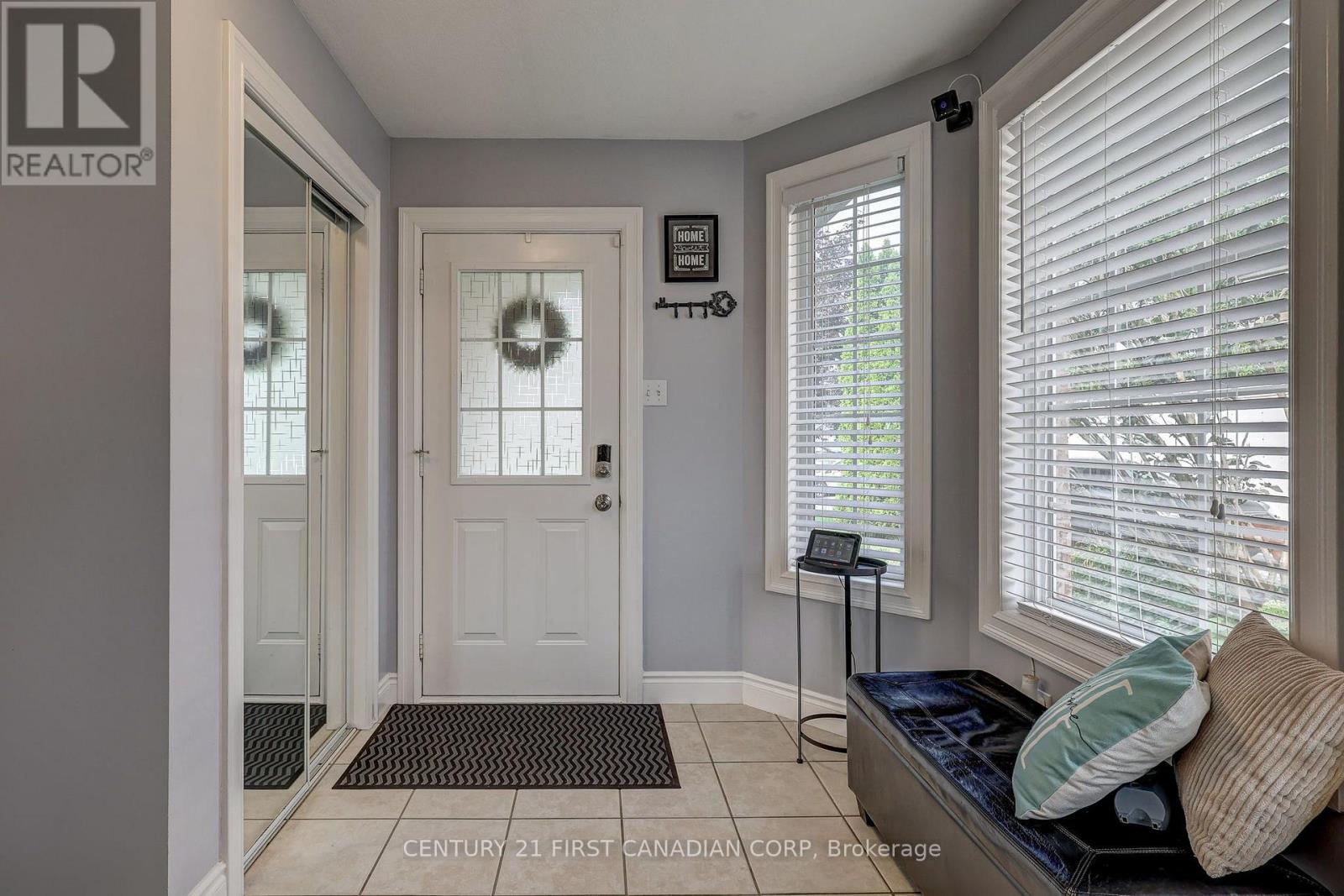 232 Ridgeview Place, London East, Ontario  N5Y 5T8 - Photo 4 - X13755996