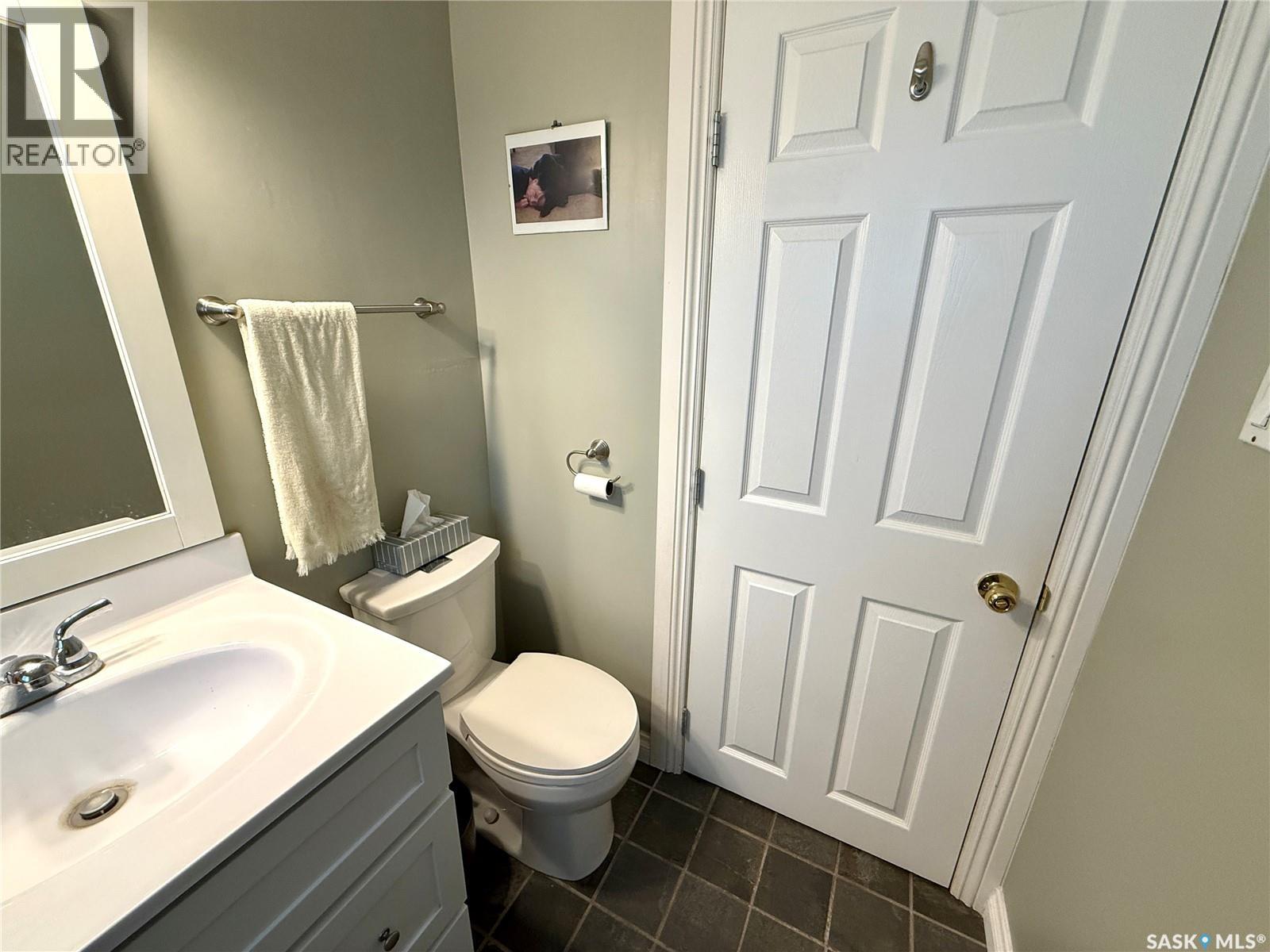 1711 93rd Street, North Battleford, Saskatchewan  S9A 0C7 - Photo 21 - SK047739