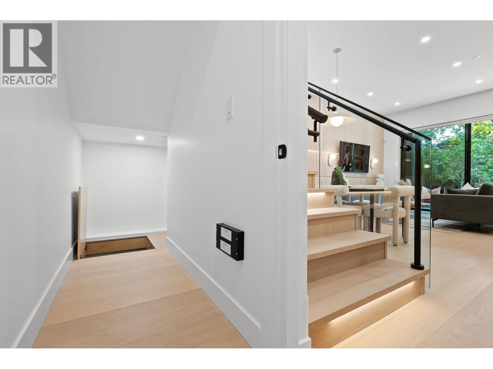 1 3255 W 13th Avenue, Vancouver, British Columbia  V6K 2V6 - Photo 18 - R3162239