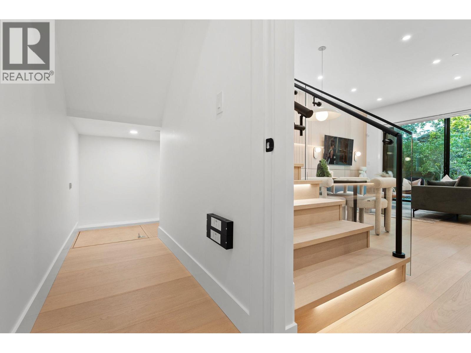 1 3255 W 13th Avenue, Vancouver, British Columbia  V6K 2V6 - Photo 17 - R3162239