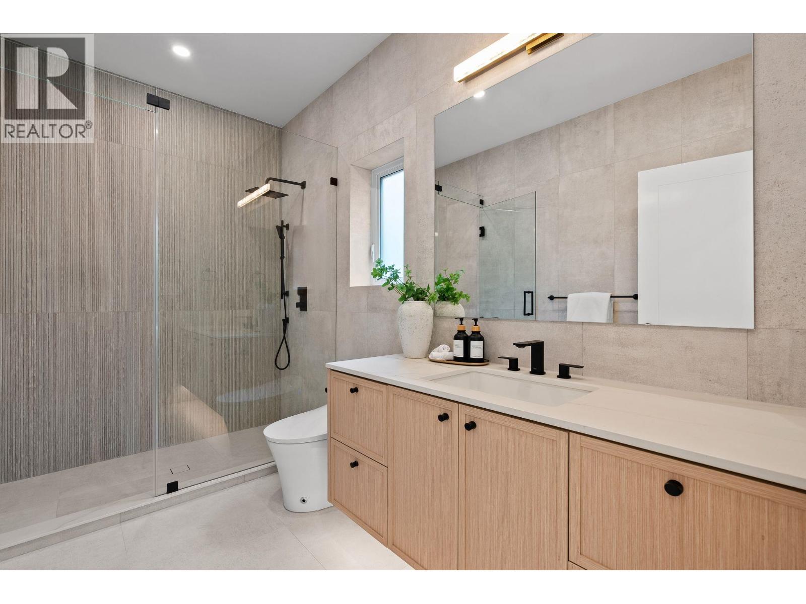 1 3255 W 13th Avenue, Vancouver, British Columbia  V6K 2V6 - Photo 25 - R3162239