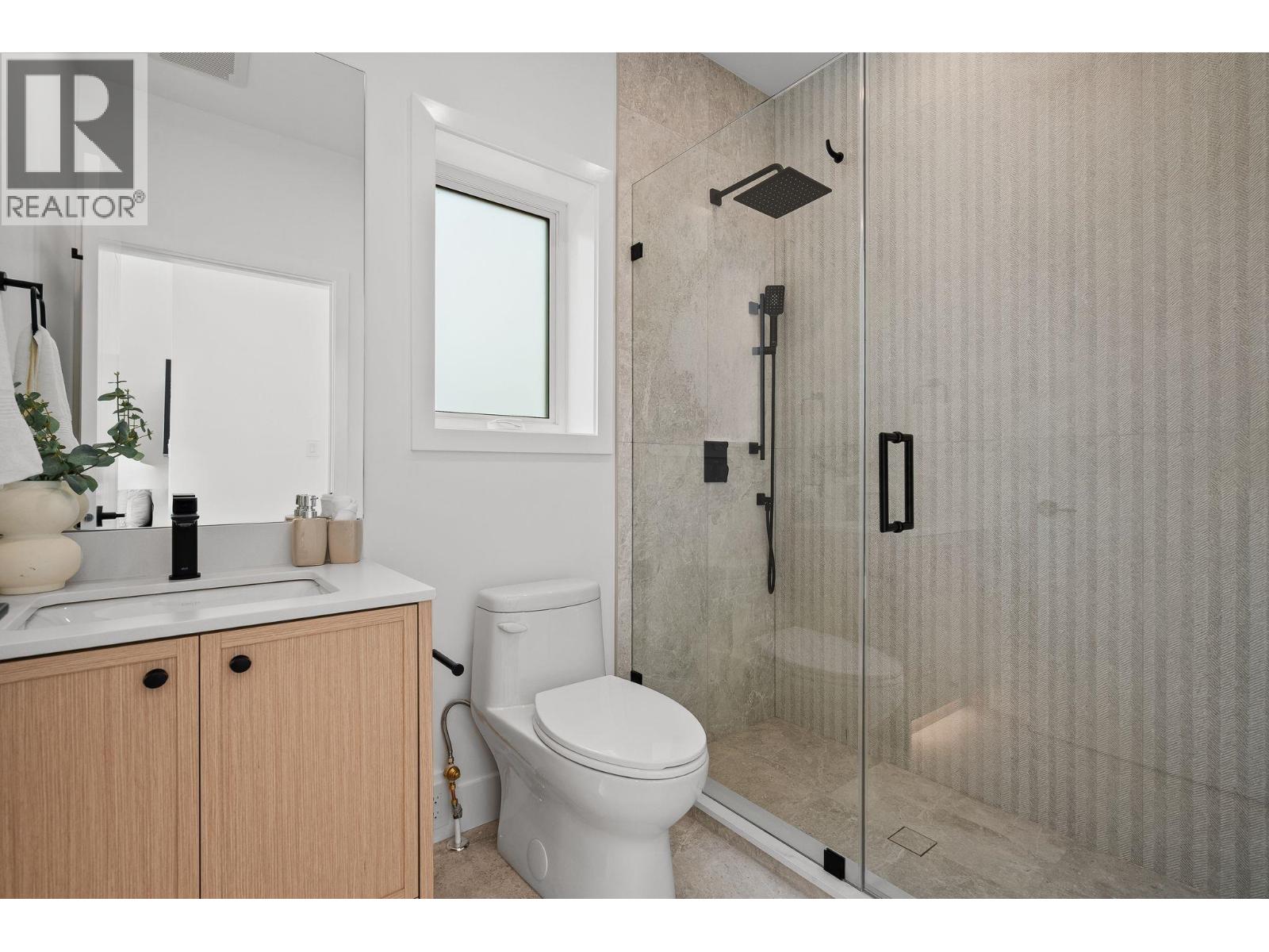 1 3255 W 13th Avenue, Vancouver, British Columbia  V6K 2V6 - Photo 37 - R3162239