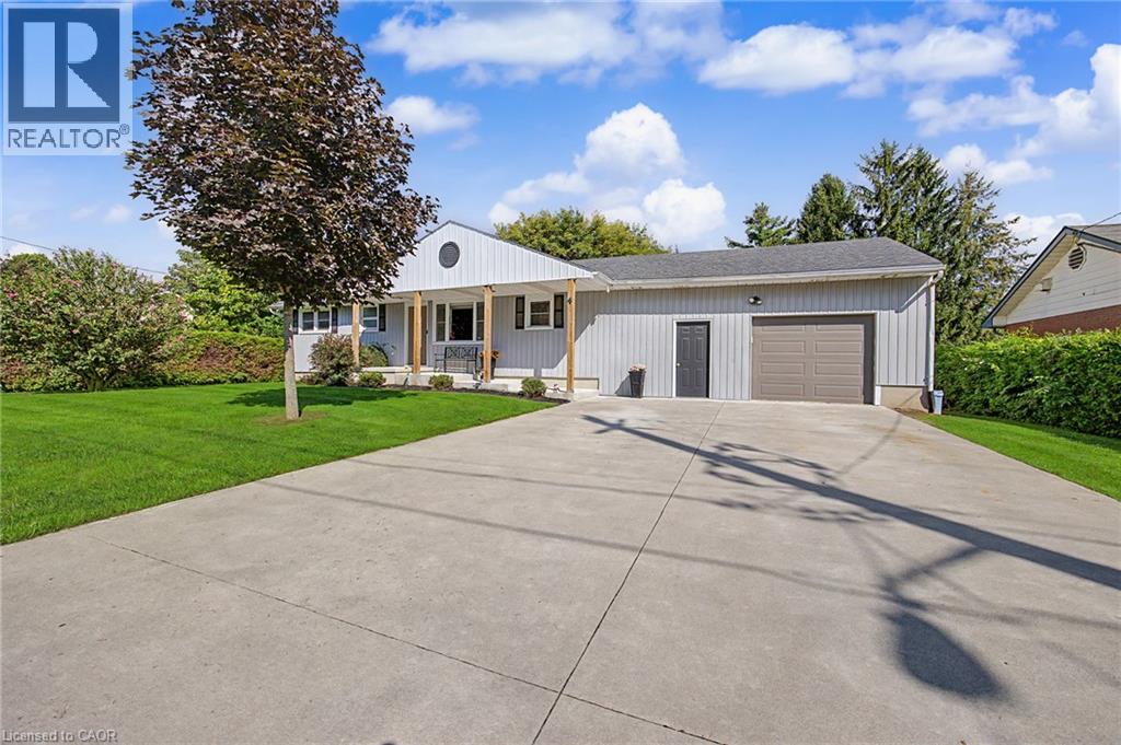 4 Fairview Street, Tillsonburg, Ontario  N4G 1A1 - Photo 2 - 40860997