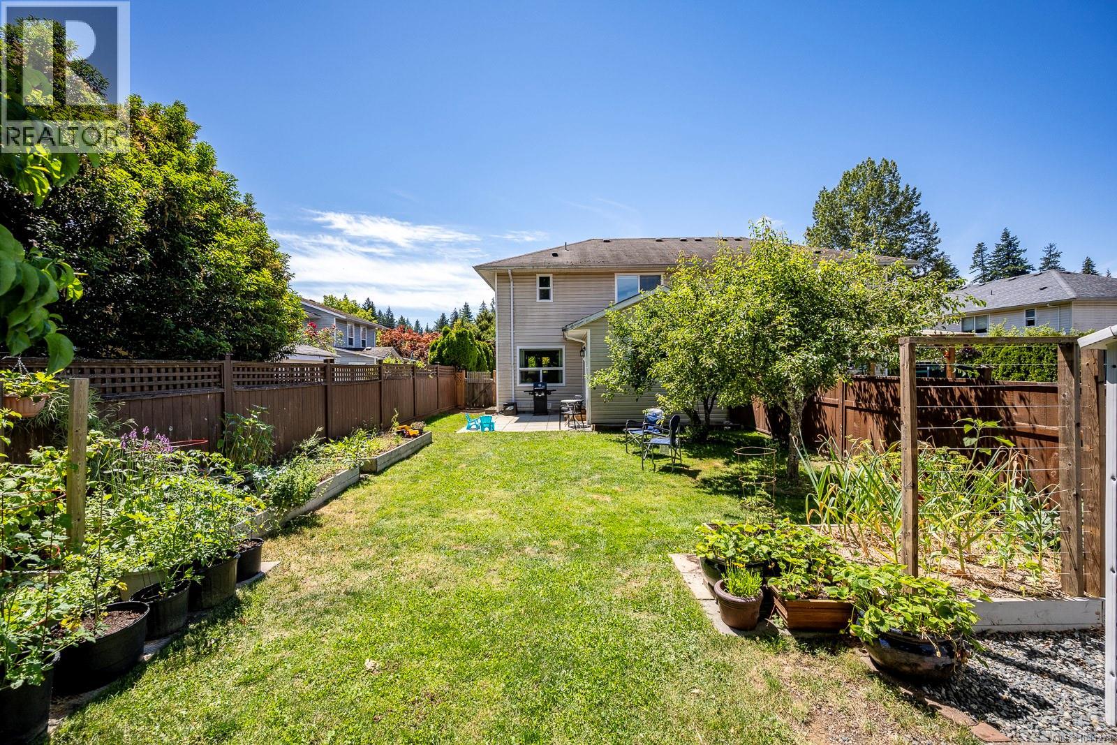 B 88 Timberlane Rd, Courtenay, British Columbia  V9N 3Z3 - Photo 6 - 1041273