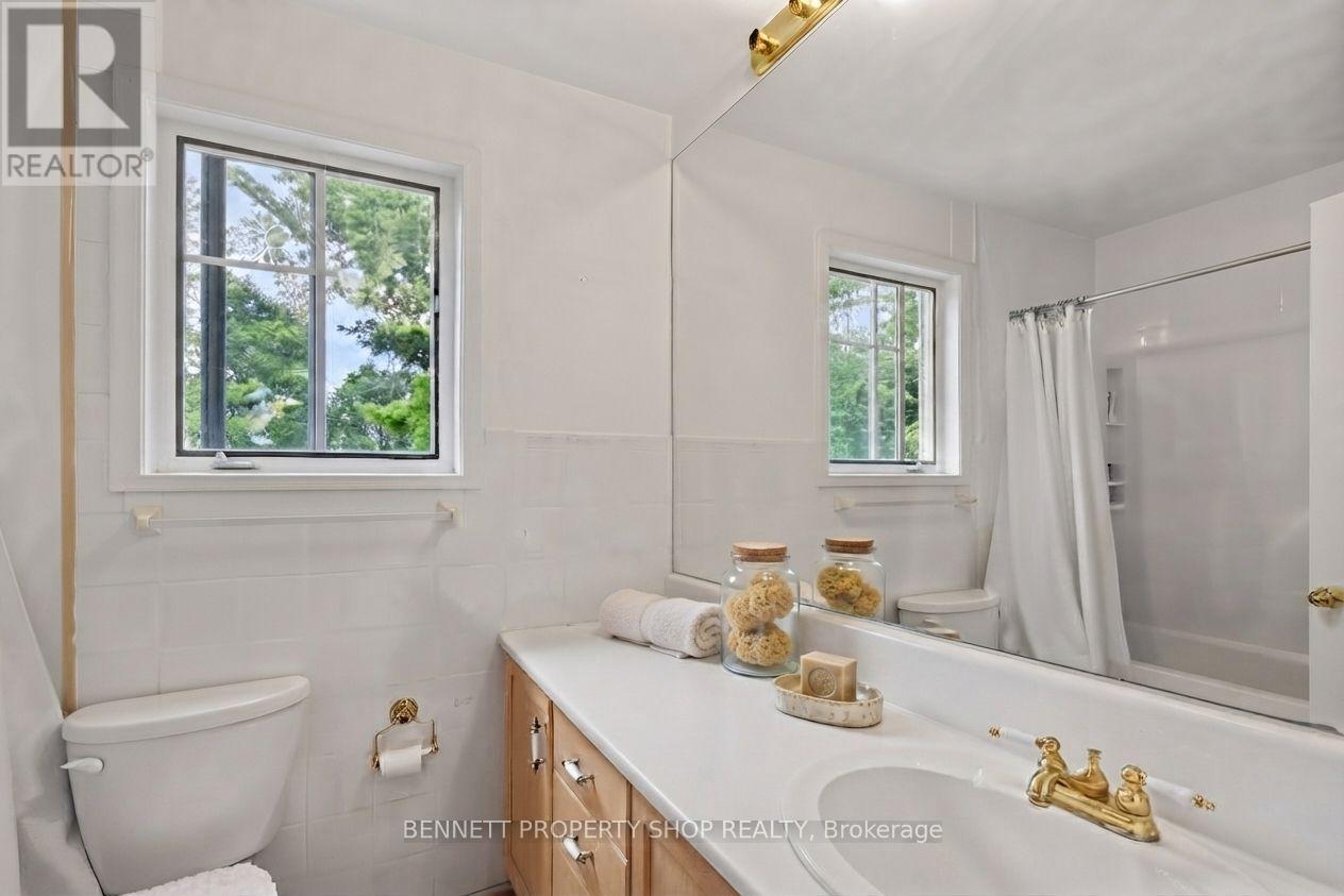 1 - 837 Eastvale Drive, Ottawa, Ontario  K1J 7T5 - Photo 7 - X13756070