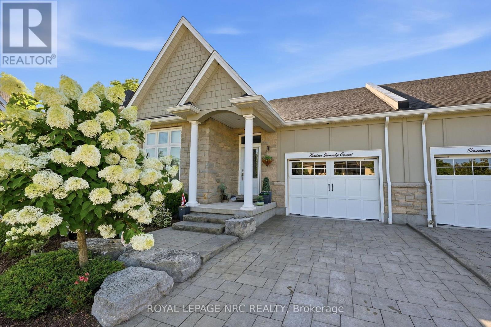 19 STONERIDGE CRESCENT, Niagara-on-the-Lake, Ontario