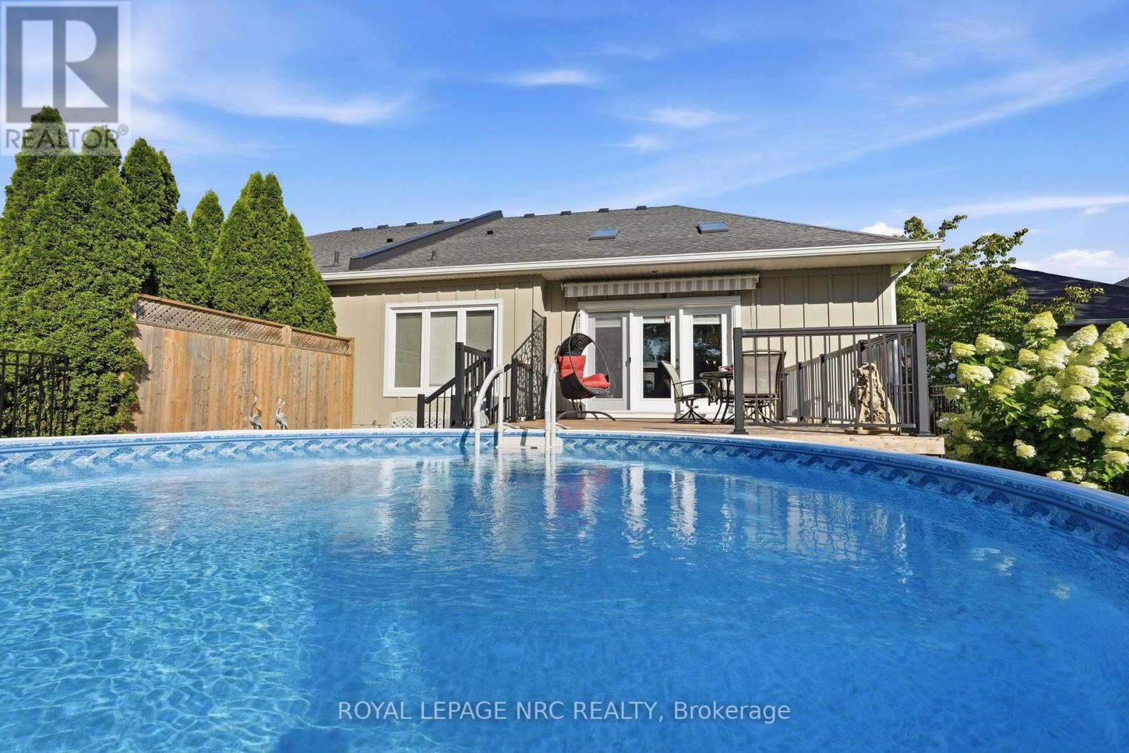 19 Stoneridge Crescent, Niagara-On-The-Lake, Ontario  L0S 1J1 - Photo 25 - X13756054