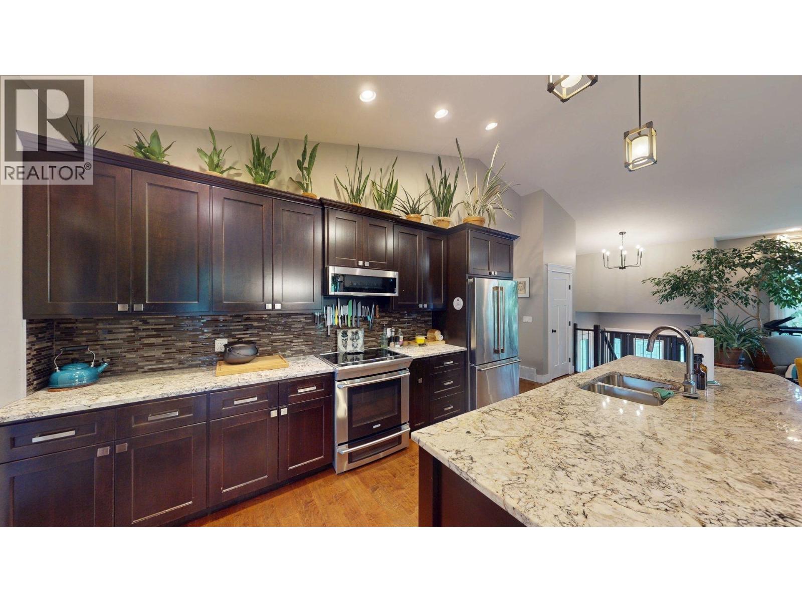9668 Willow Road, Fort St. John, British Columbia  V1J 8A5 - Photo 6 - R3162441