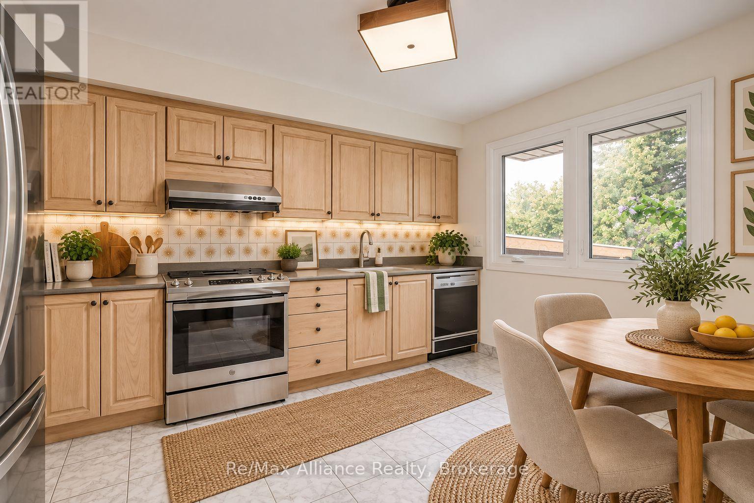 2454 Woking Crescent, Mississauga, Ontario  L5K 1Z7 - Photo 18 - W13755948