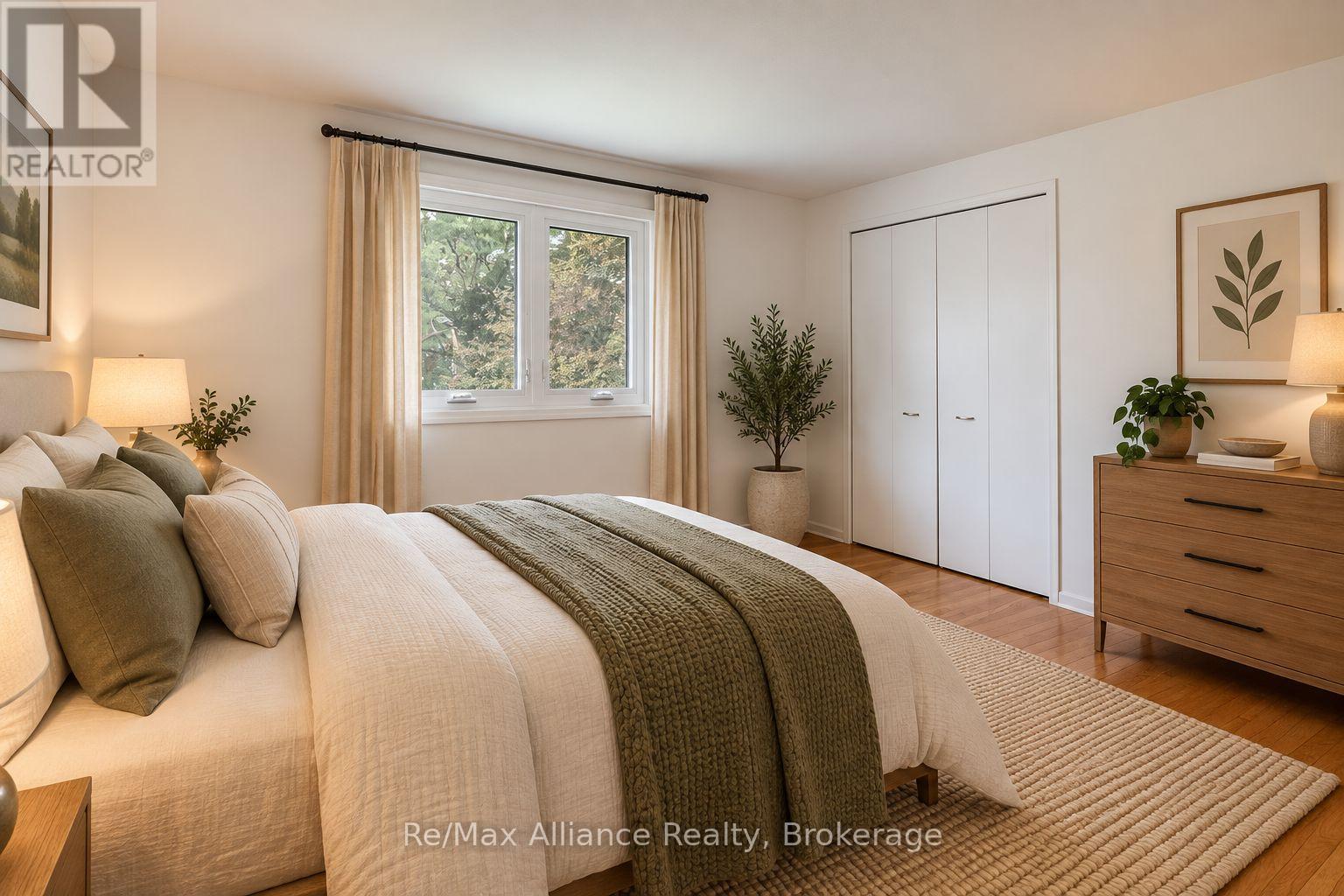 2454 Woking Crescent, Mississauga, Ontario  L5K 1Z7 - Photo 26 - W13755948