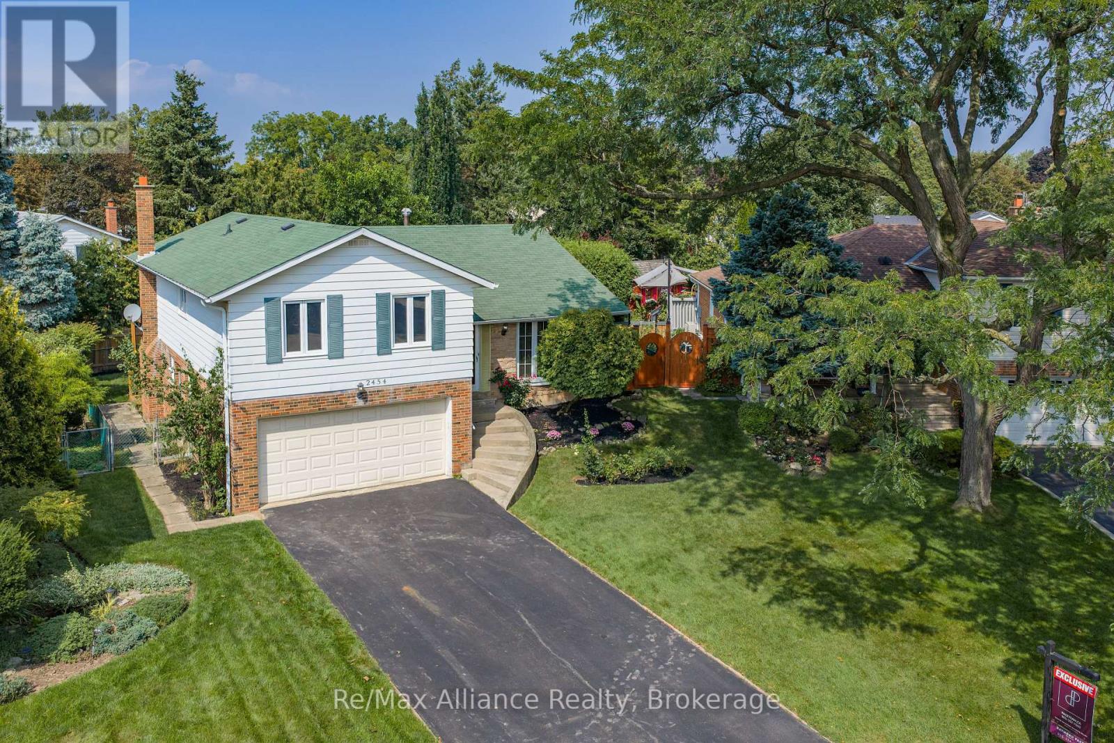 2454 Woking Crescent, Mississauga, Ontario  L5K 1Z7 - Photo 3 - W13755948