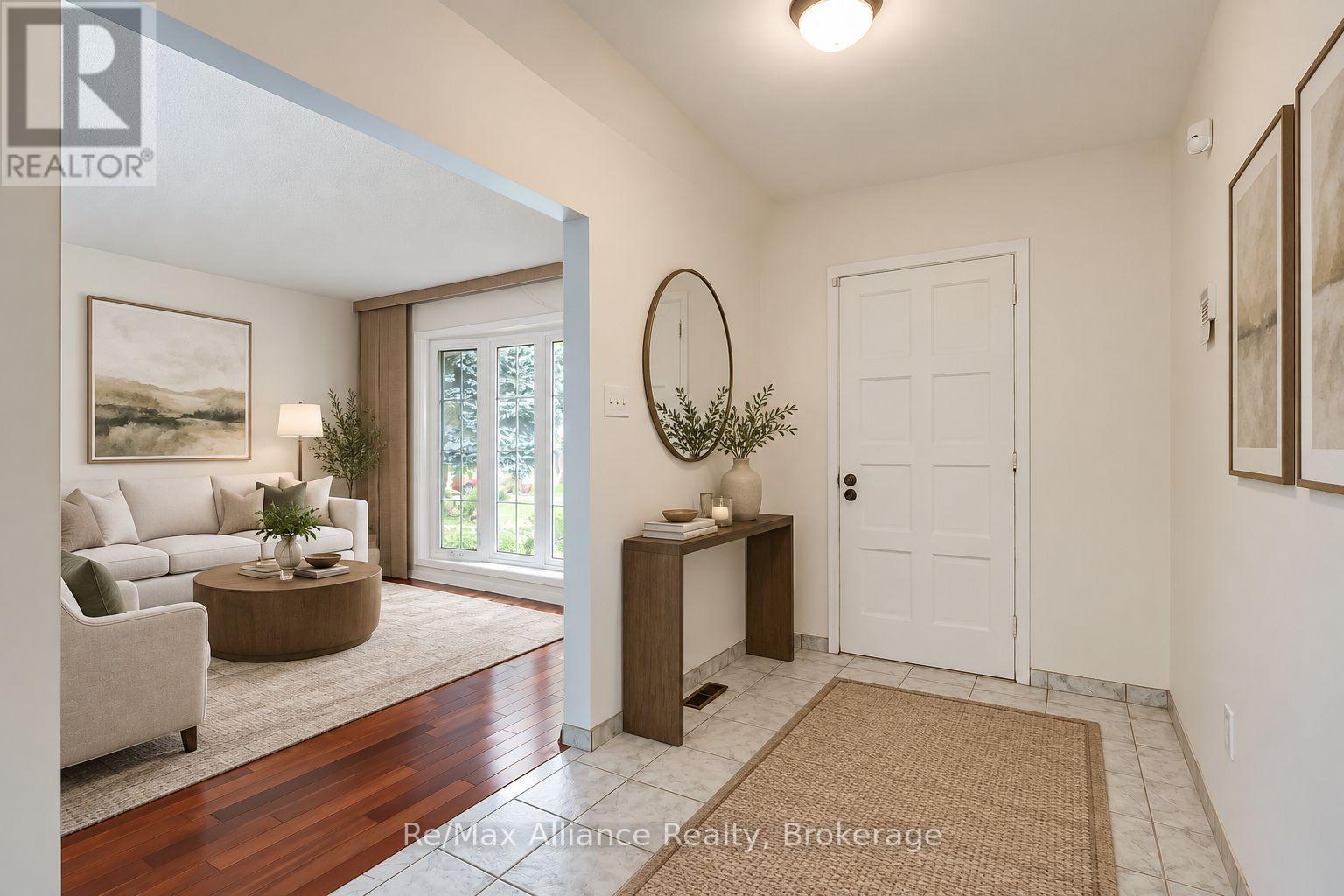 2454 Woking Crescent, Mississauga, Ontario  L5K 1Z7 - Photo 4 - W13755948