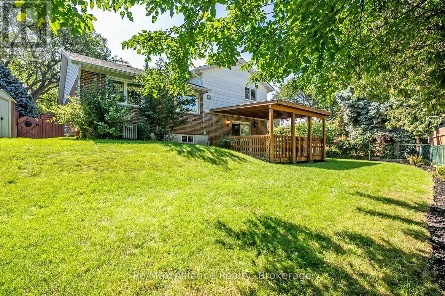 2454 Woking Crescent, Mississauga, Ontario  L5K 1Z7 - Photo 47 - W13755948